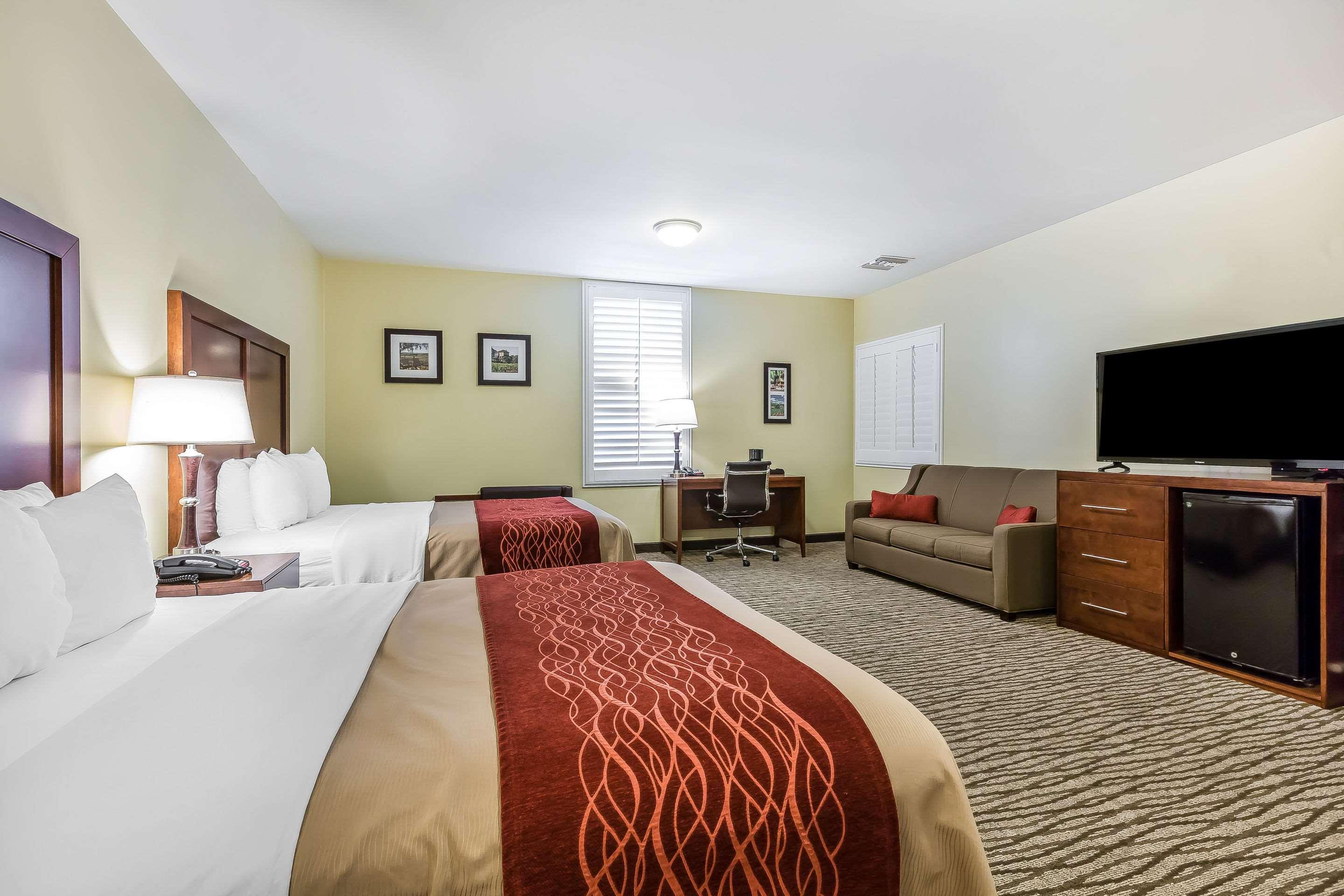 Comfort Inn Pomona Near Fairplex מראה חיצוני תמונה