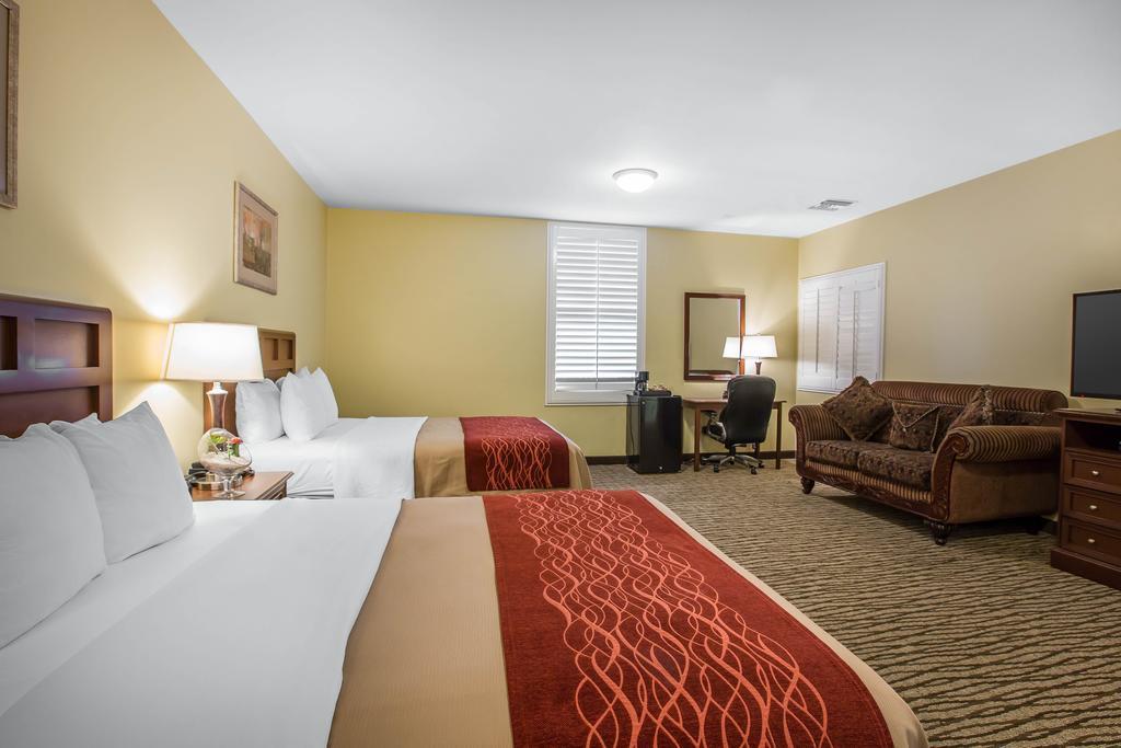 Comfort Inn Pomona Near Fairplex מראה חיצוני תמונה