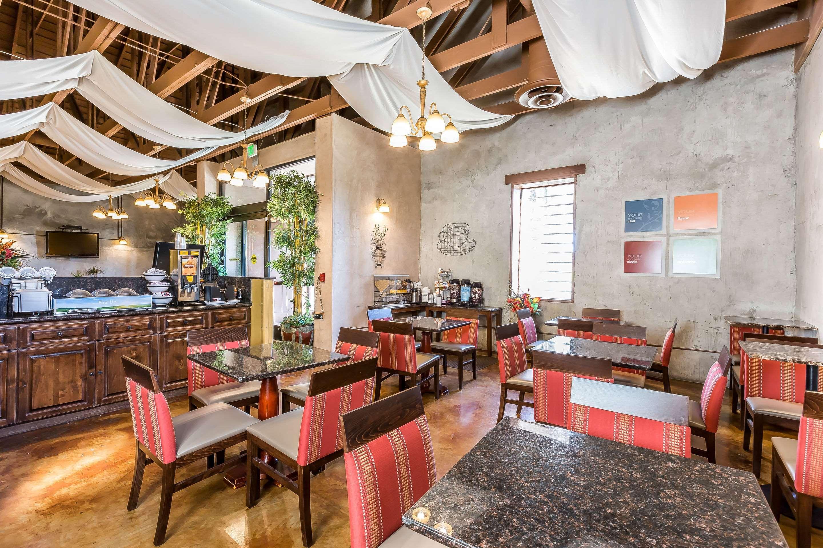 Comfort Inn Pomona Near Fairplex מראה חיצוני תמונה