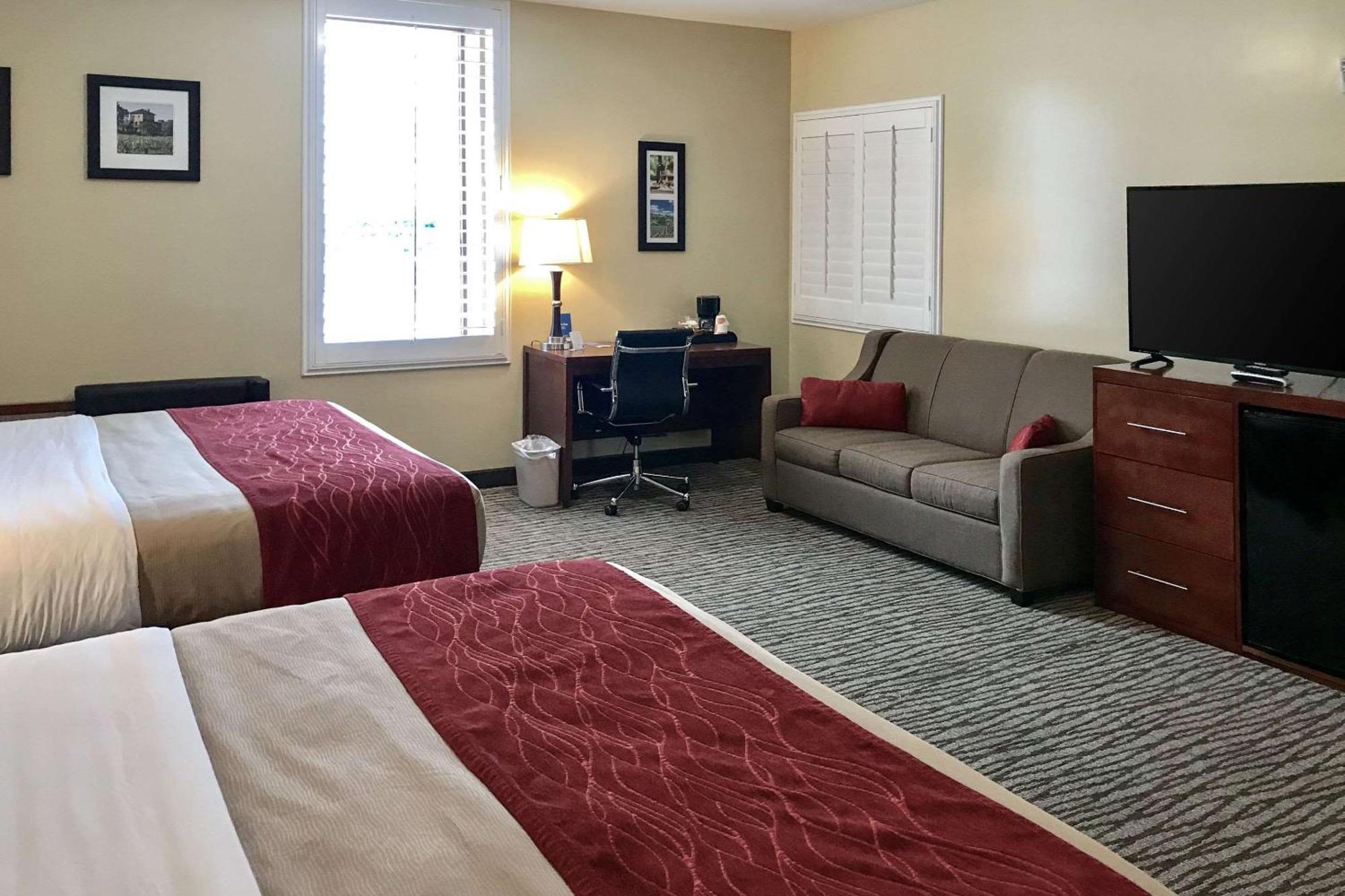 Comfort Inn Pomona Near Fairplex מראה חיצוני תמונה