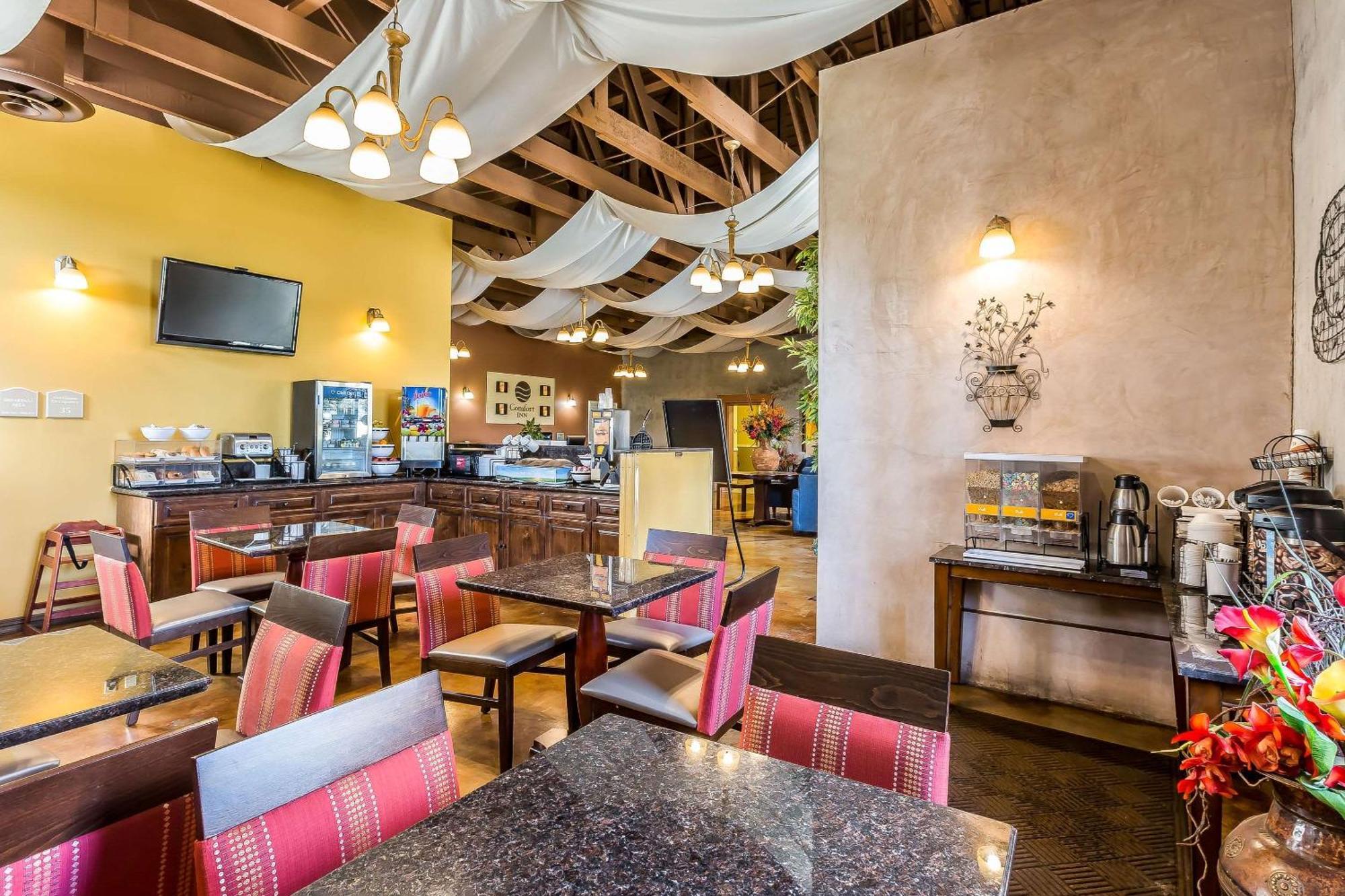 Comfort Inn Pomona Near Fairplex מראה חיצוני תמונה