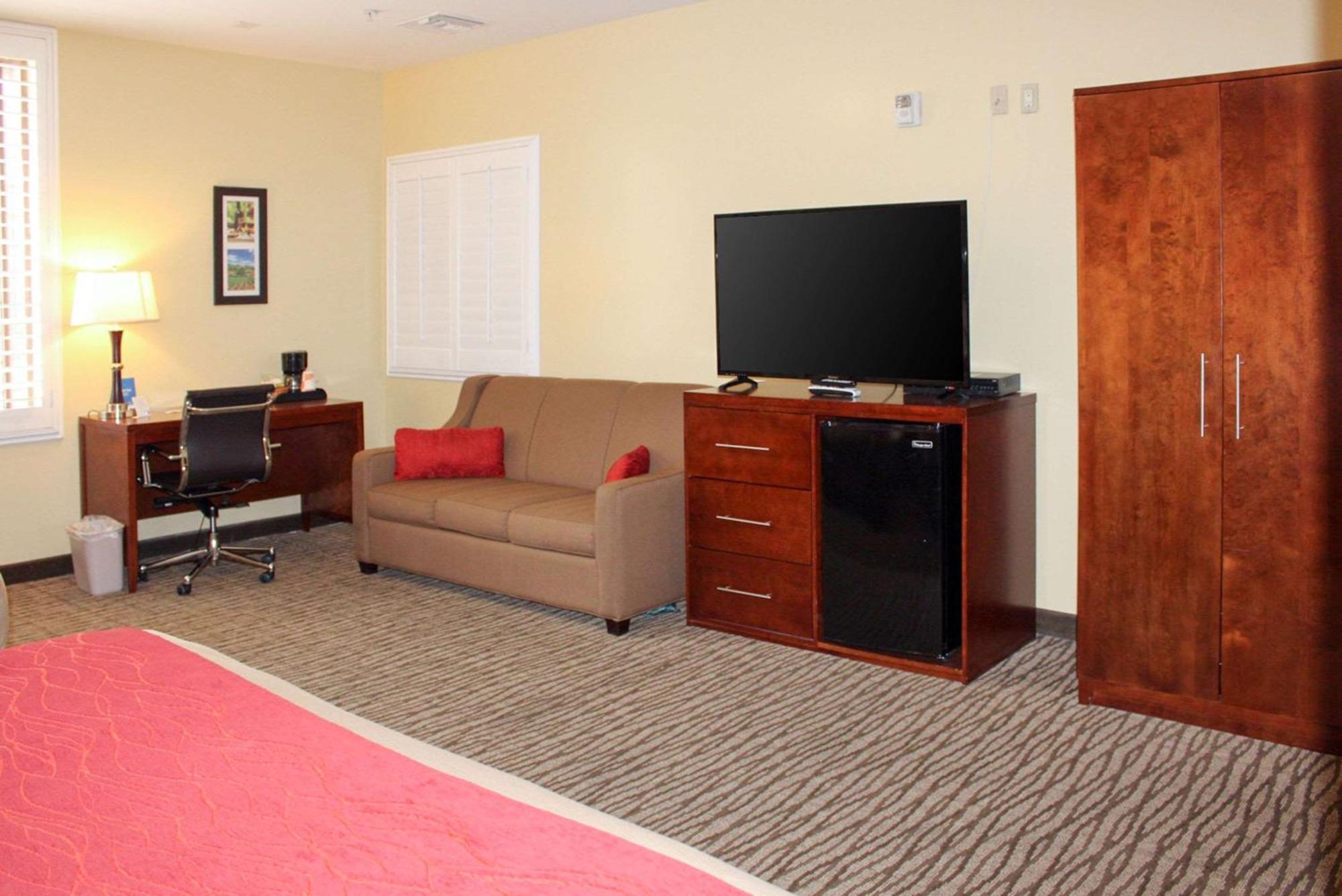 Comfort Inn Pomona Near Fairplex מראה חיצוני תמונה