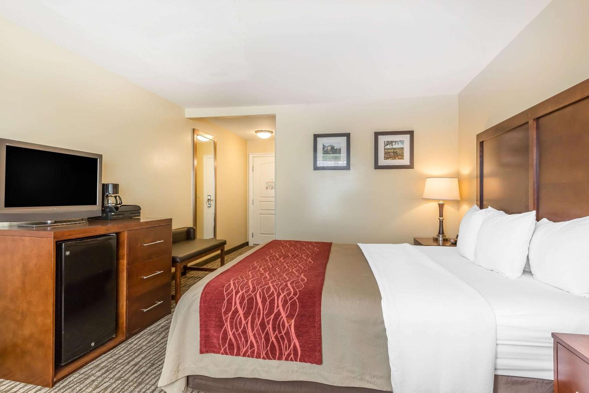 Comfort Inn Pomona Near Fairplex מראה חיצוני תמונה