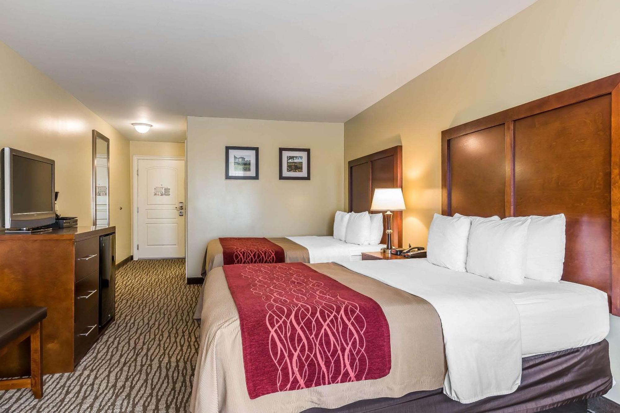 Comfort Inn Pomona Near Fairplex מראה חיצוני תמונה