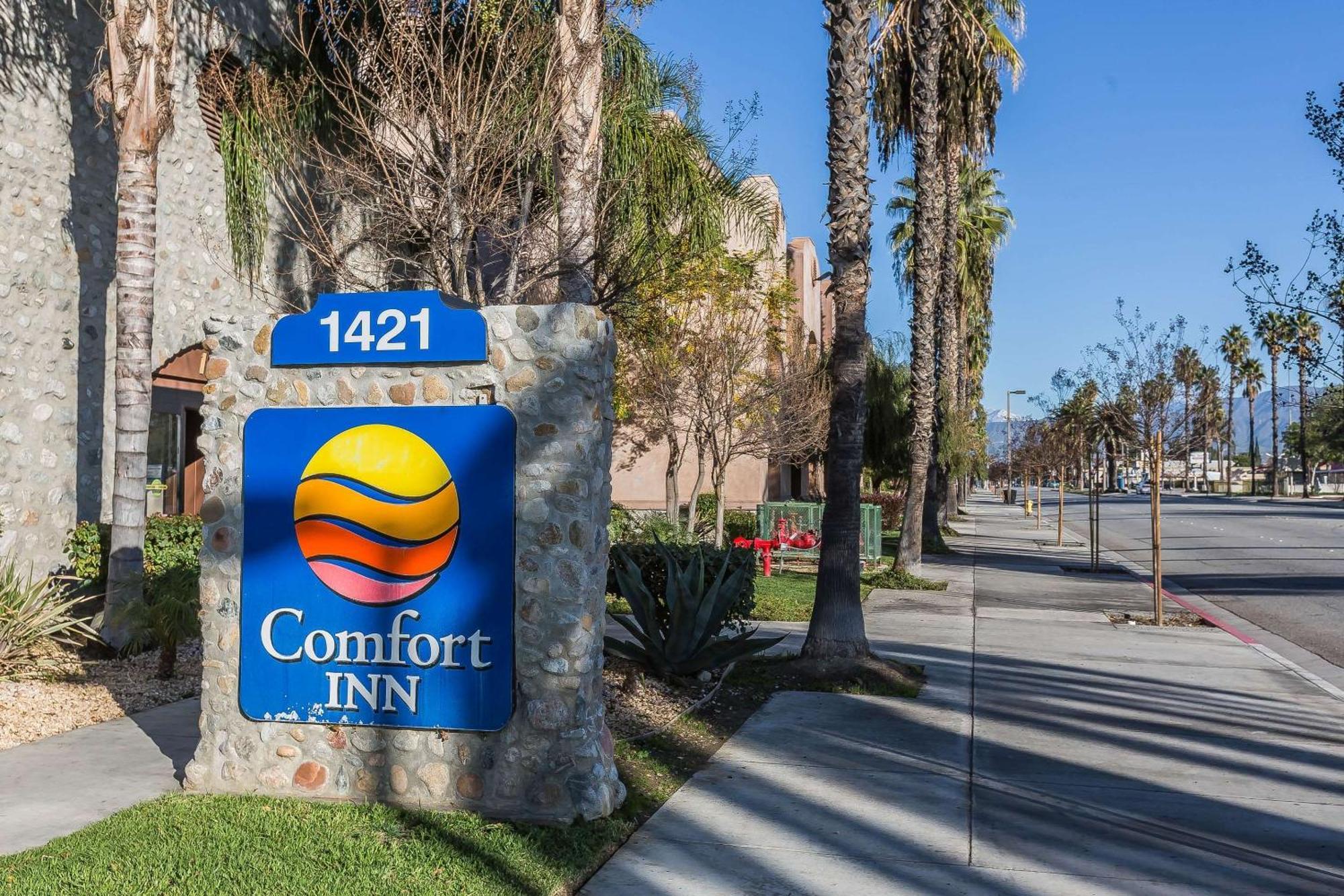 Comfort Inn Pomona Near Fairplex מראה חיצוני תמונה